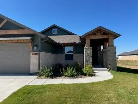 13309 Mesquite Trail, Yukon, OK 73099