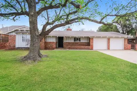 2904 Huntleigh Drive, Oklahoma City, OK 73120