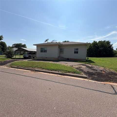 519 S Walker Avenue, Elk City, OK 73644
