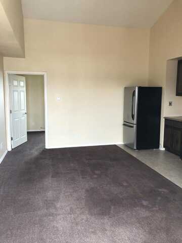 1654 EXETER Drive unit: 6, El Paso, TX 79928