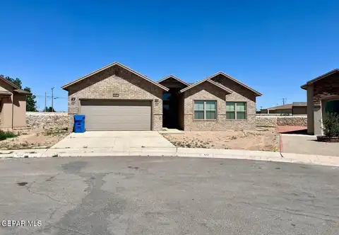 617 RAFAEL MARMOLEJO Street, Socorro, TX 79927