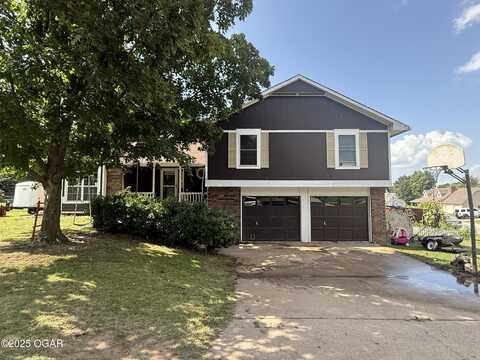 3831 Castle Rock Drive, Joplin, MO 64801