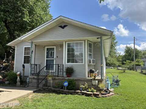 908 E Valley Street, Joplin, MO 64801