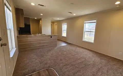 2122 E 54th Street, Wichita, KS 67216