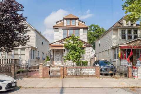 10755 125th St, Richmond Hill, NY 11419