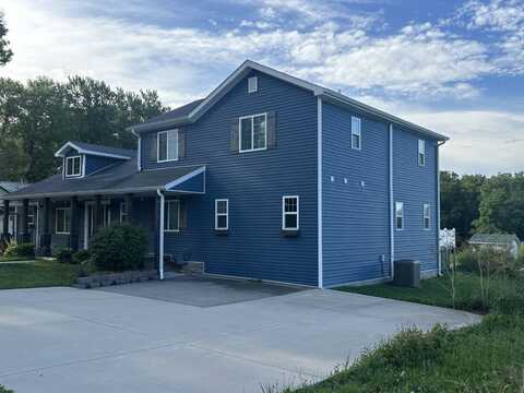 405 W Park St, Hamilton, MO 64644