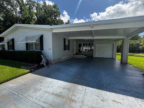735 GLADIOLA DR., Auburndale, FL 33823