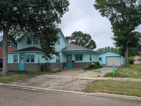713 Park Avenue, Harvey, ND 58341