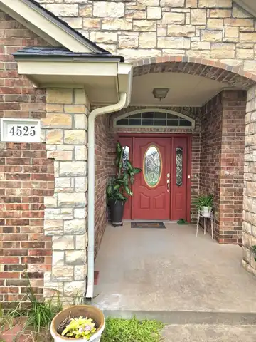 4525 Starlight Cir, Enid, OK 73703