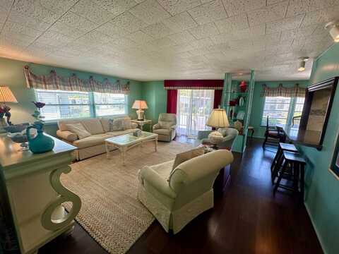 29141 US Hwy 19 N, Clearwater, FL 33761