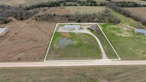 574 600th St, Humboldt, KS 66748