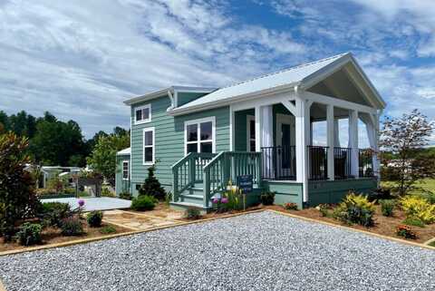 126 Misty Knoll Way, Flat Rock, NC 28731