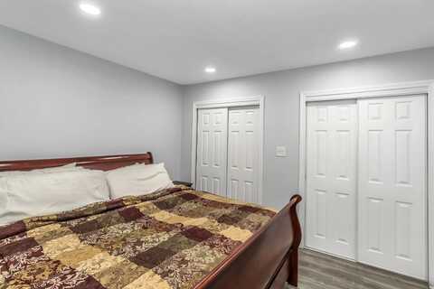 ****** Hardy Lane, Westbury, NY 11590