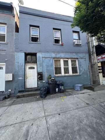78 Van Duzer St, Staten Island, NY 10301