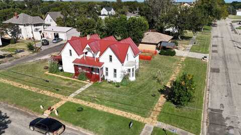 203 N 3rd St, Lincoln, KS 67455