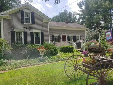 2145 Carpenter Rd, Eden, NY 14057