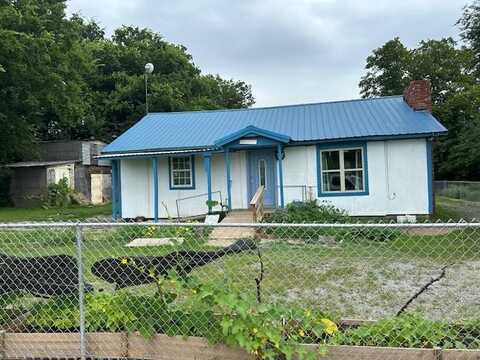 16 Gateway Dr, Pryor, OK 74361