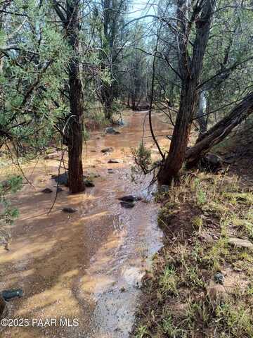 164 Rattlesnake Road, Ash Fork, AZ 86320