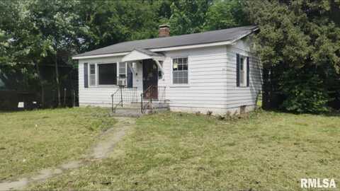 800 N 39TH Street, East St. Louis, IL 62205