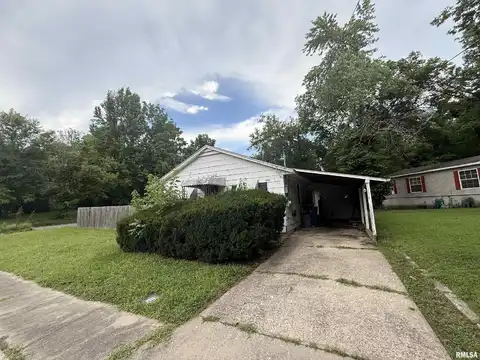 724 MAPLE Street, Murphysboro, IL 62966