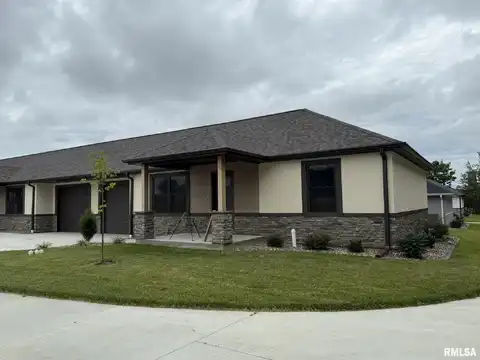 2817 N 23RD Street, Quincy, IL 62305