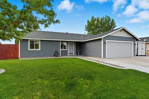 4214 Finnhorse Lane, Pasco, WA 99301