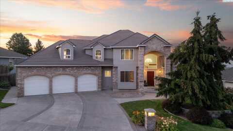 3600 W 42nd Ave, Kennewick, WA 99337