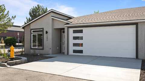 1393 Kalani Ct, West Richland, WA 99353