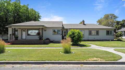 353 E Borah St., Connell, WA 99326