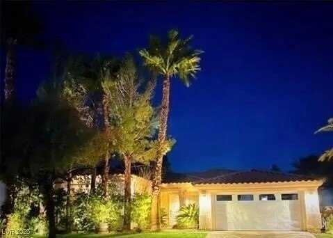 129 Chateau Whistler Court, Las Vegas, NV 89148