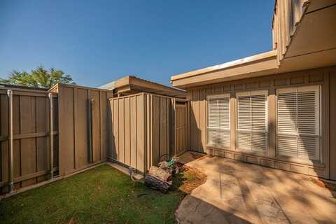 2100 W Wadley Ave, Midland, TX 79705