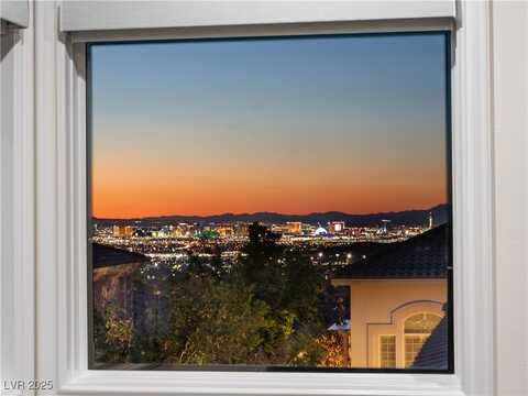 2 Yorkridge Court, Henderson, NV 89052