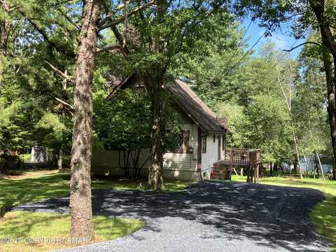 121 Azalea Drive, Albrightsville, PA 18210