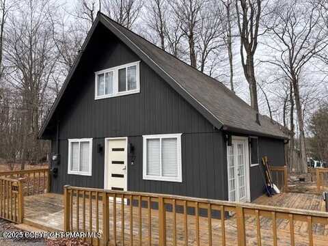 1717 Rolling Hills Drive, Coolbaugh Township, PA 18466