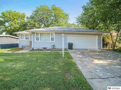 5720 Adams Street, Lincoln, NE 68507