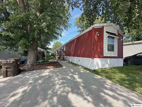 3619 NW Quincy Court, Lincoln, NE 68521