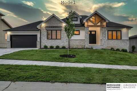 3902 S 212 Street, Omaha, NE 68022