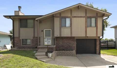 2640 NW 49Th Street, Lincoln, NE 68524