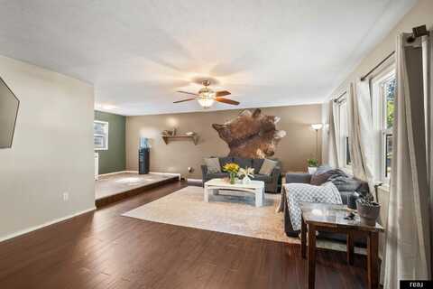 2010 Northville Circle, Lincoln, NE 68521