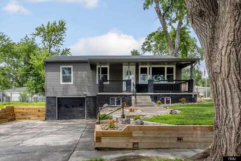 7332 Frederick Avenue, La Vista, NE 68128