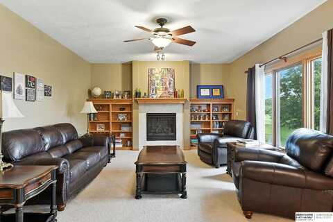 1915 S 199 Street, Omaha, NE 68130