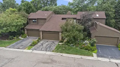5776 Staghorn Drive, Ypsilanti, MI 48197