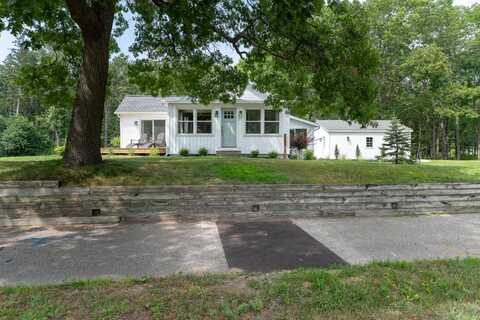 15465 Leonard Road, Spring Lake, MI 49456