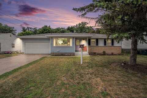 1914 Castle Avenue, Norton Shores, MI 49441