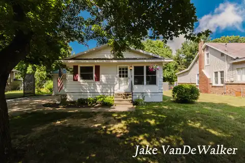 432 S Main Street, Lawton, MI 49065