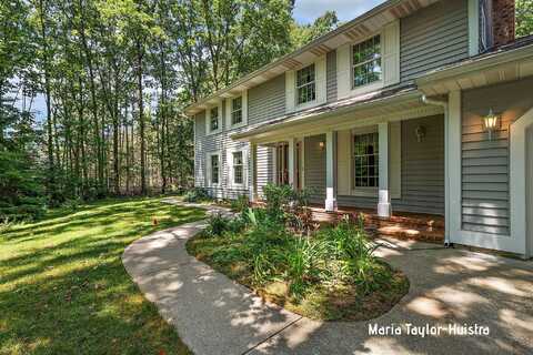16945 Aliquot Drive, West Olive, MI 49460
