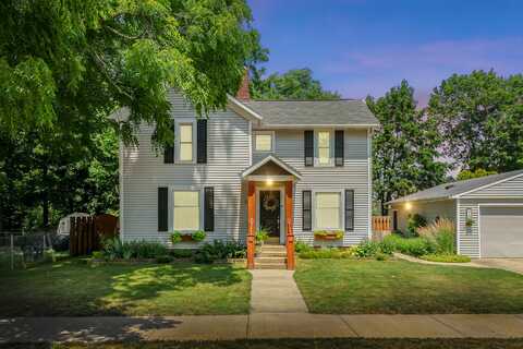 210 W Washington Street, Vicksburg, MI 49097