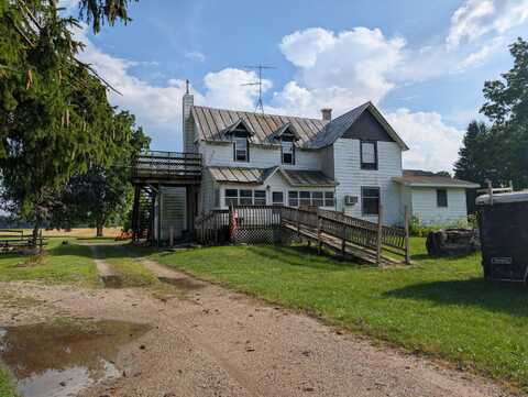 320 E Long Lake Road, Orleans, MI 48865