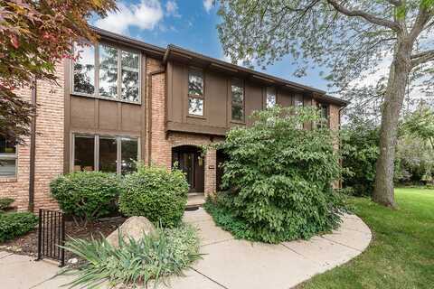 1040 Greenhills Drive, Ann Arbor, MI 48105