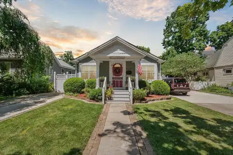 247 Harrison Street, Chelsea, MI 48118